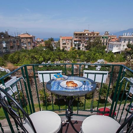 Golfo Delle Sirene Bed & Breakfast Sorrento Exterior photo